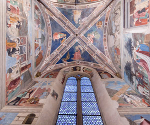 La Leyenda de la Verdadera Cruz de Piero della Francesca en la basílica de San Francisco.